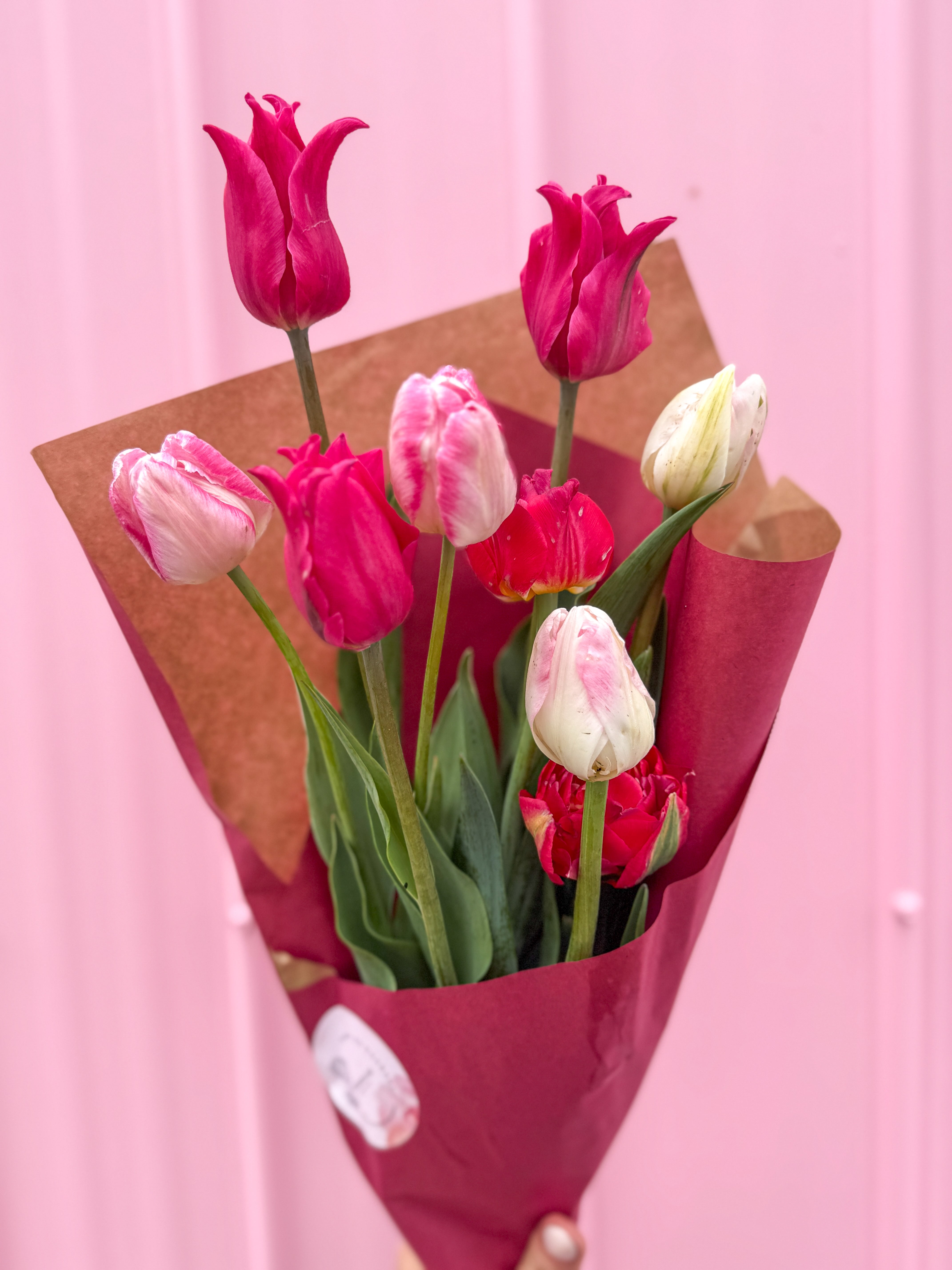 Bouquet de fleurs de saison - tulipes
